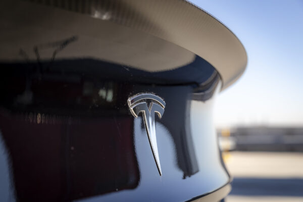 E-Auto-Verkäufe in Deutschland: Nur Tesla kann mit den etablierten Herstellern mithalten