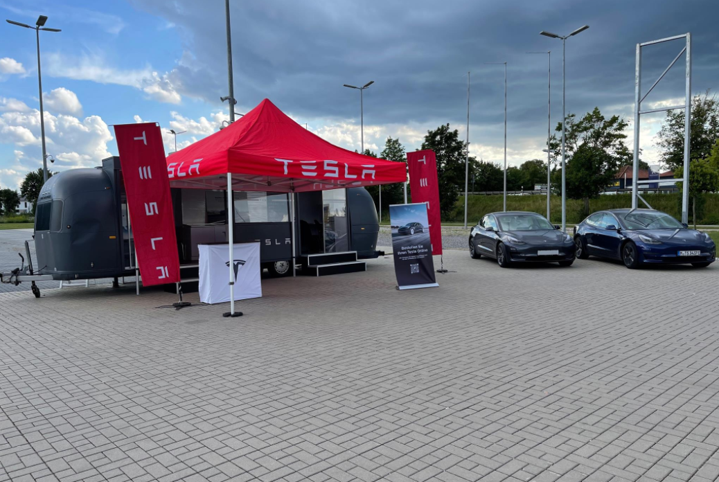 Tesla Pop-up Store Regensburg
