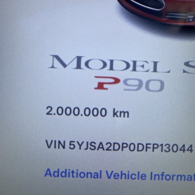 2 Millionen Kilometer im Tesla