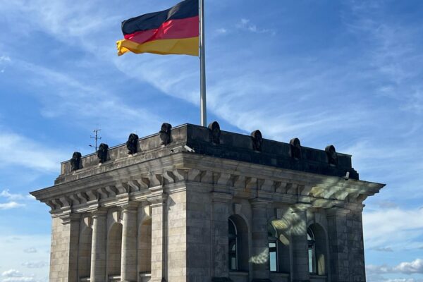 100 Tage neue Bundesregierung: Der erste Anstoß hat zu wenig Schubkraft 100 Tage neue Bundesregierung: Der erste Anstoß hat zu wenig Schubkraft