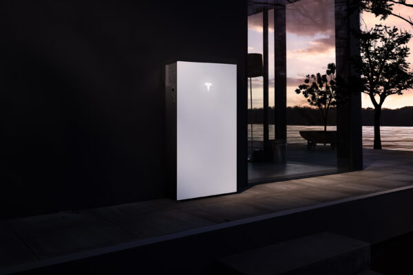 Tesla bringt neue dreiphasige Powerwall 3P in Deutschland auf den Markt