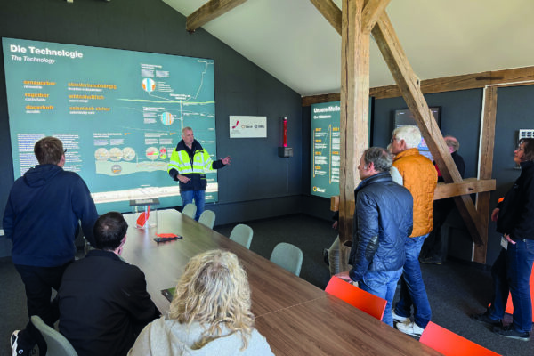 Besuch im Geothermiekraftwerk